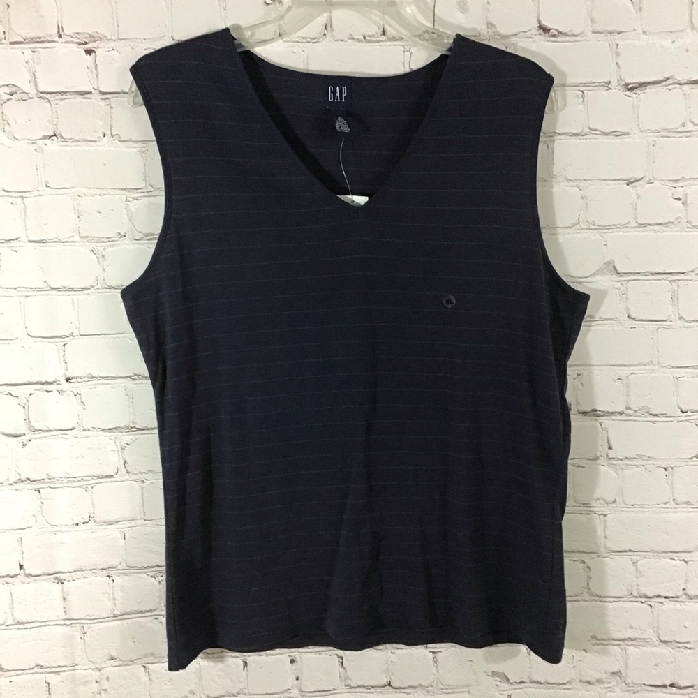 Gap Women’s Blue and Red Stripes Cotton Sleeveless V-Neck Top - NWT - Size XL